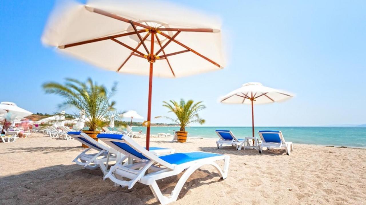 Design Studio In Atlantis Resort&Spa, Burgas Airport Dış mekan fotoğraf