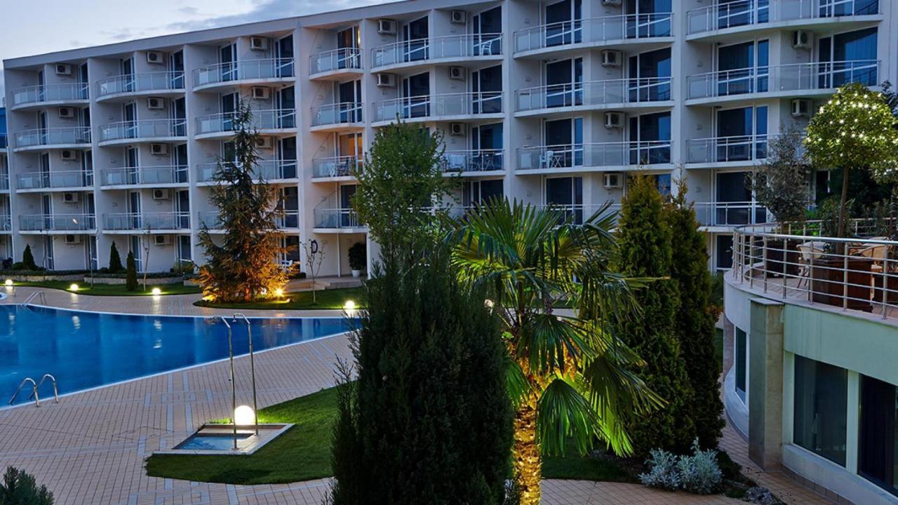 Design Studio In Atlantis Resort&Spa, Burgas Airport Dış mekan fotoğraf