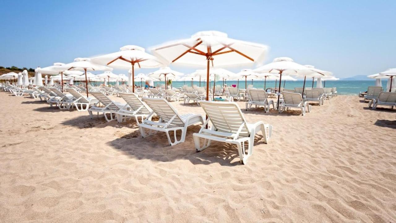 Design Studio In Atlantis Resort&Spa, Burgas Airport Dış mekan fotoğraf